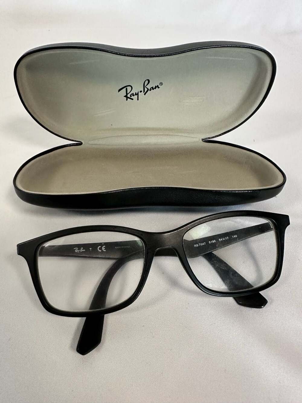 Ray-Ban RB 7047 5196 Matte Black Eyeglasses 54-17-140 with Case